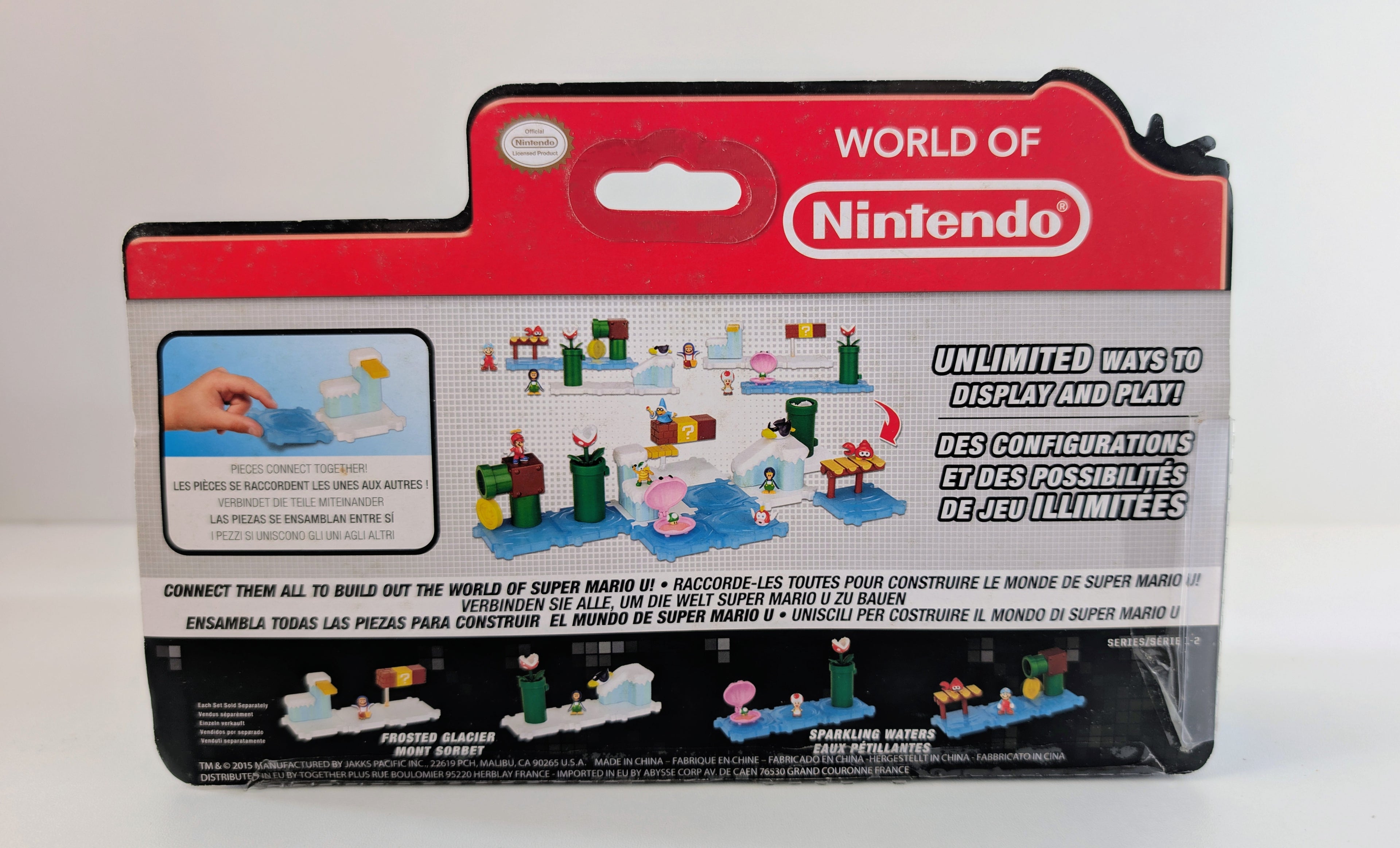 World of Nintendo Microland – Penguin Mario Frosted Glacier Playset