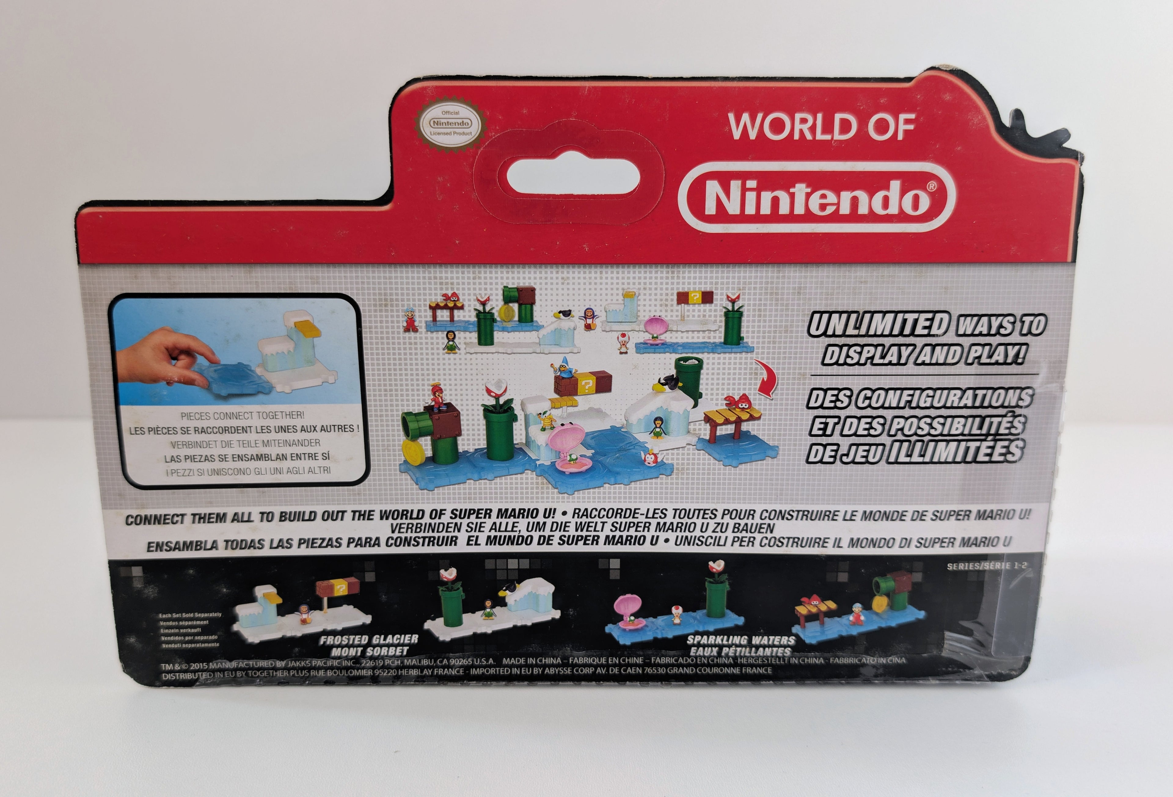 World of Nintendo Microland – Red Toad Sparkling Waters Playset
