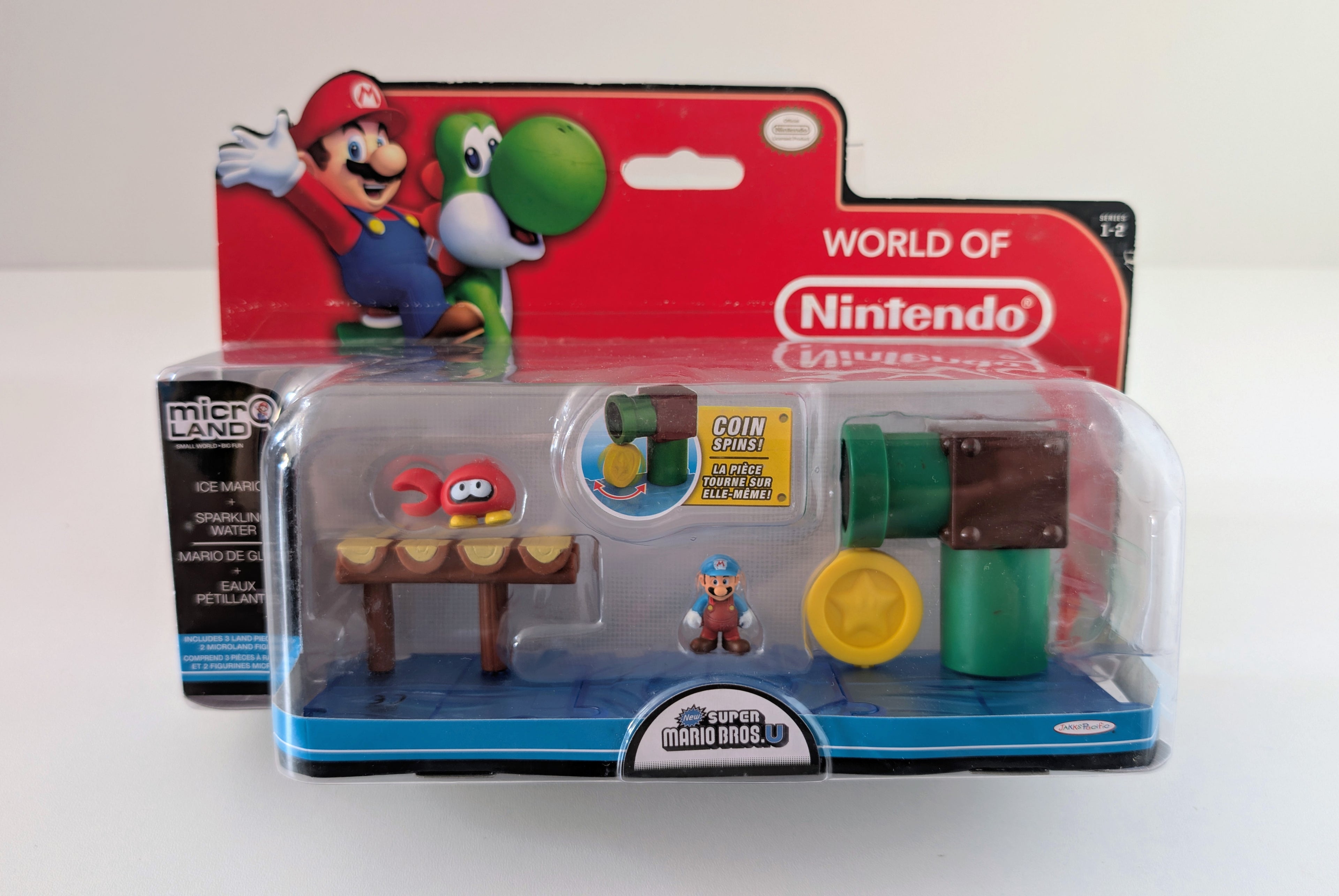 World of Nintendo Microland – Ice Mario Sparkling Waters Playset